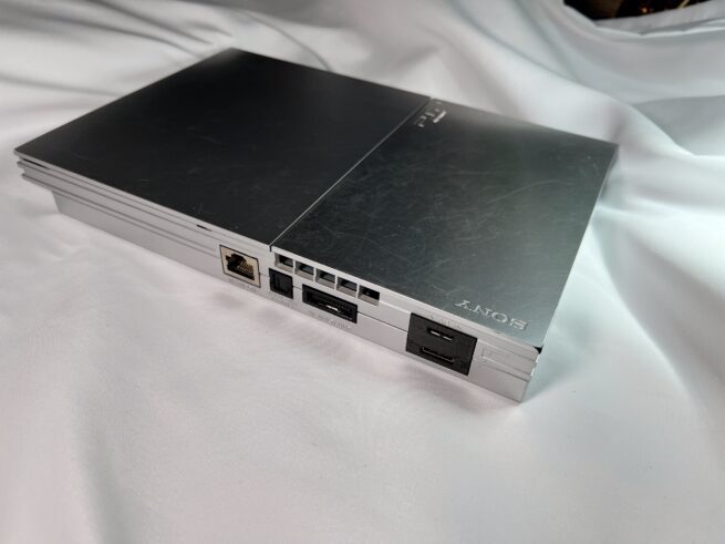 PlayStation 2 SLiM Silver SCPH90004 - Methylene - RetroGEM - PAL/NTSC EU/JP/US - Region Free - Modbo 5.0 - Image 5